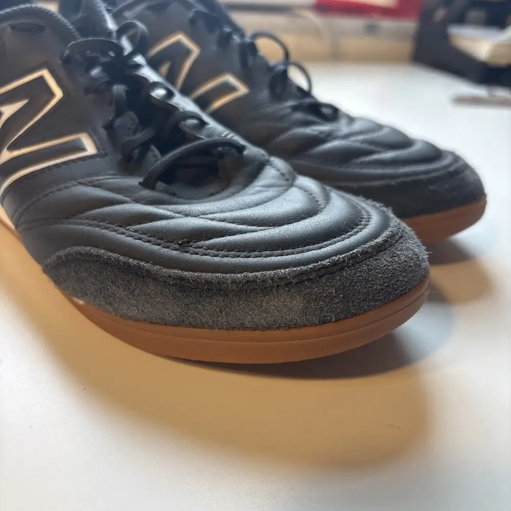 NEW BALANCE 442 V2 Team IN Men Size 10 EE Black MS42IBK2 indoor soccer shoes